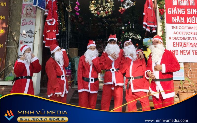 to-chuc-noel-cho-cong-ty