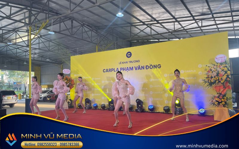 đội ngũ nhảy hiện đại